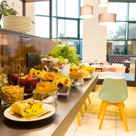 - Fiera By Ihg Hotel Bologna