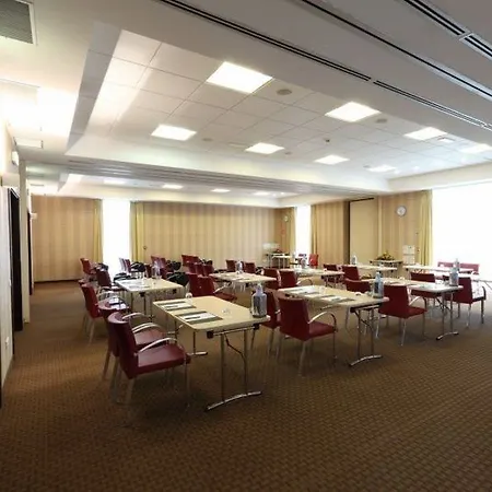 Hotel - Fiera By Ihg Bologna