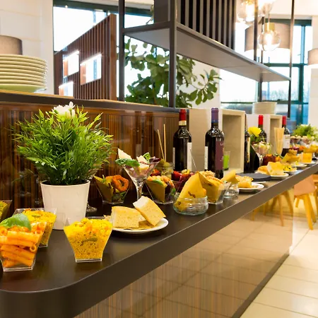 - Fiera, An Ihg Hotel